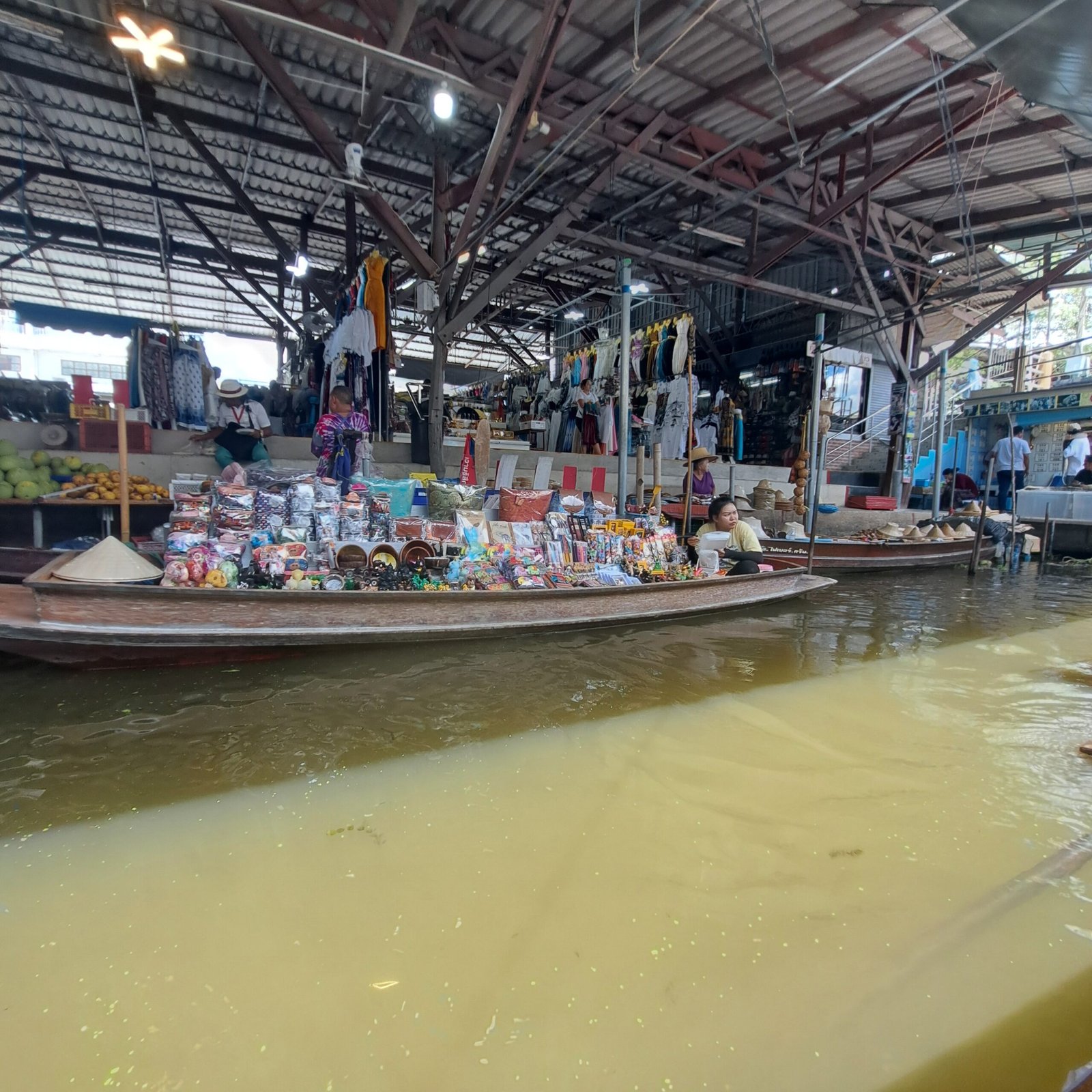 Damnoen Saduak Floating Market – Ratchaburi, Thailand